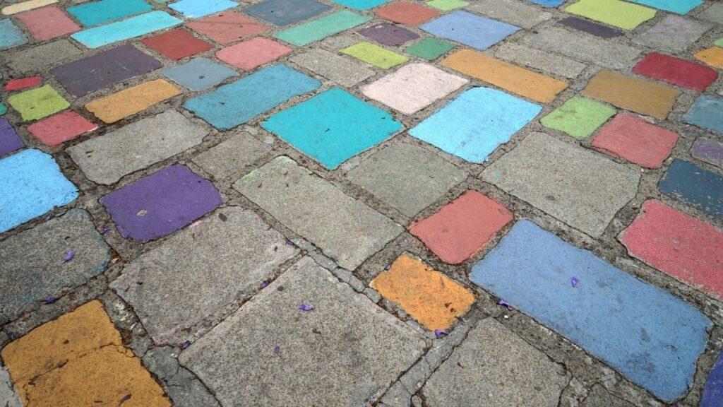 how-to-paint-pavers-for-crafts-brick-stone-concrete