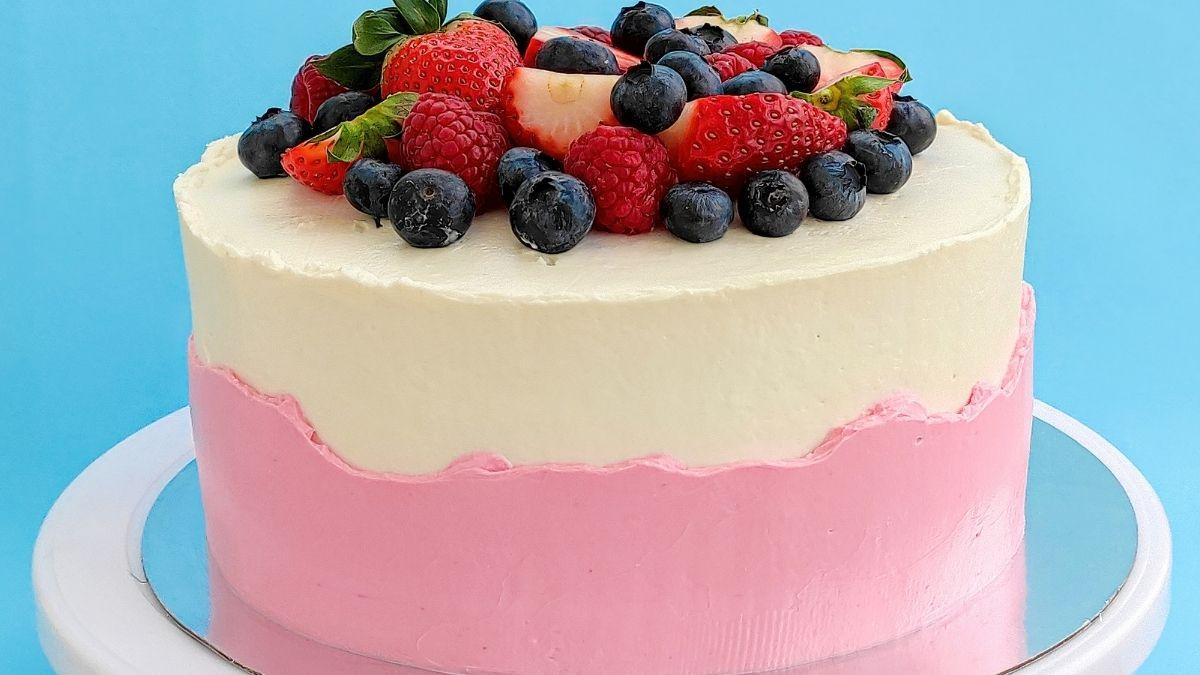 How To Make A Fake Bake Cake In Crafts (+4 Fun Ideas)