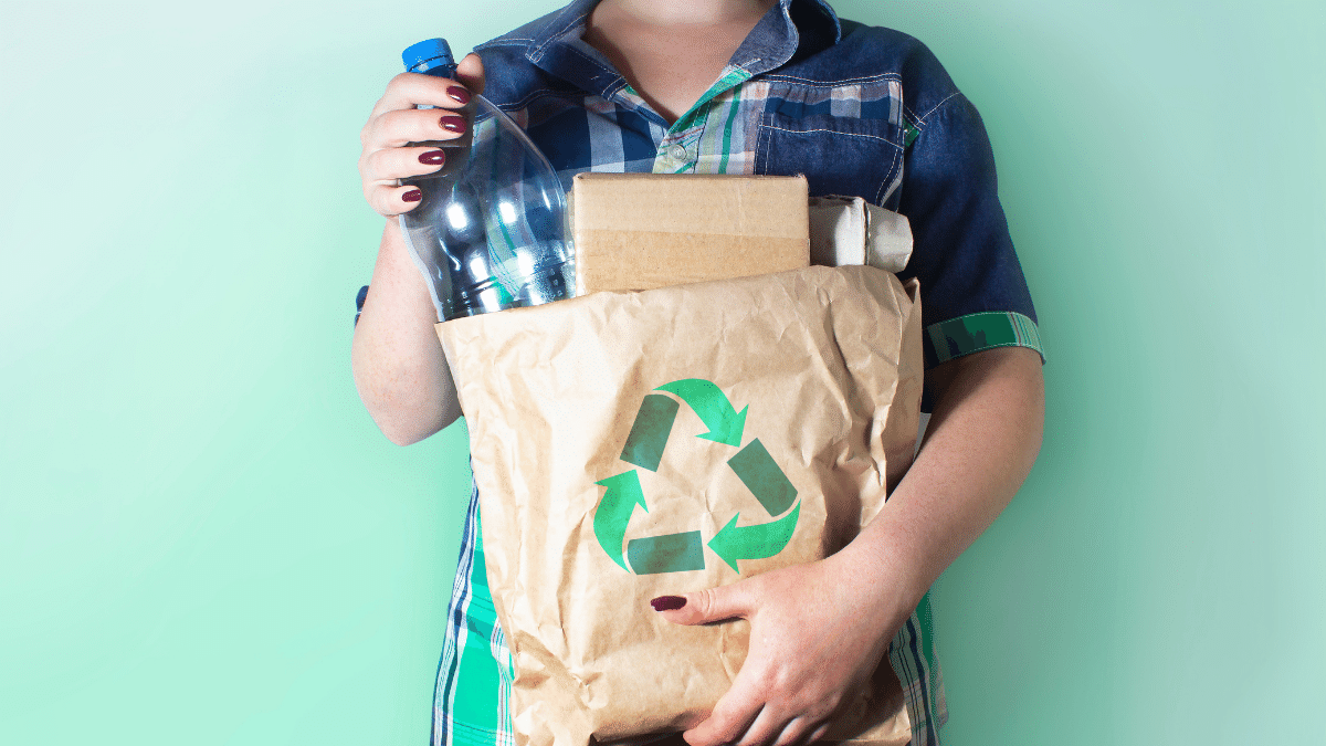 how to reduce plastic use at home